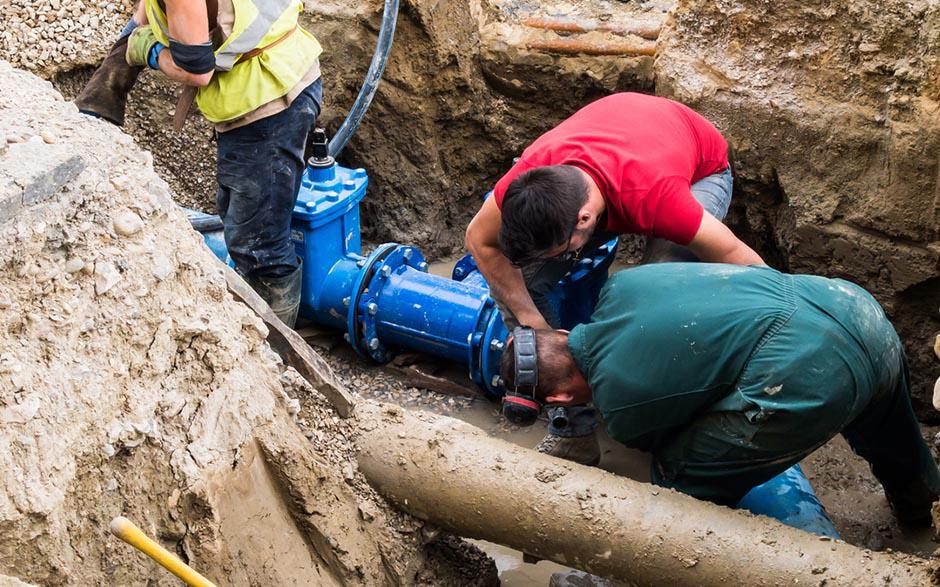 tuyau déboucheur de canalisation Cesson